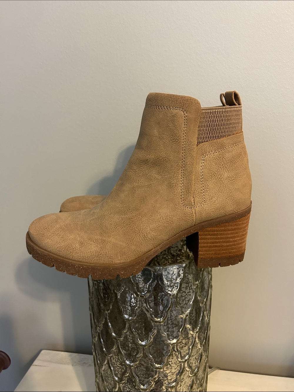 Korks Elise Lug bootie size 9